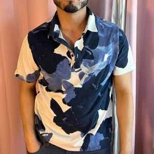Express Men's Navy and Cream Abstract Shirt